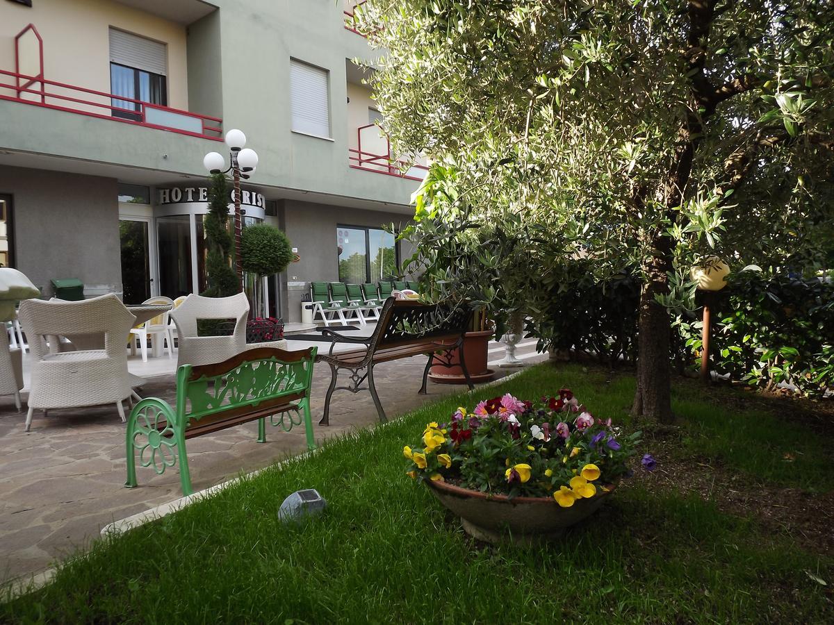 Hotel Cristina Chianciano Terme Exterior photo